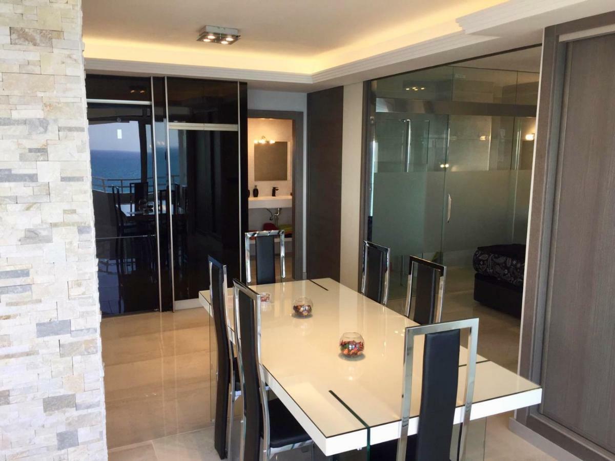 Appartamento Deluxe Supreme Málaga Esterno foto